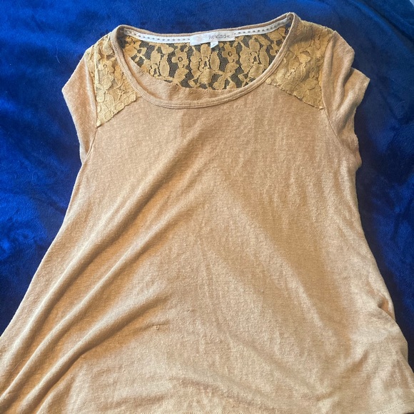 Rewind tan shirt size medium - Picture 1 of 4